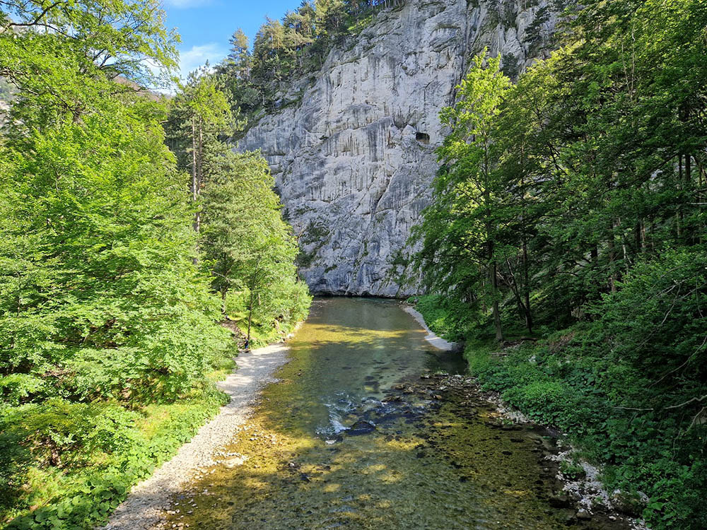 Schwarza mit Kletterwand