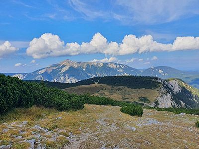 raxplateau-blick-auf-schneeberg